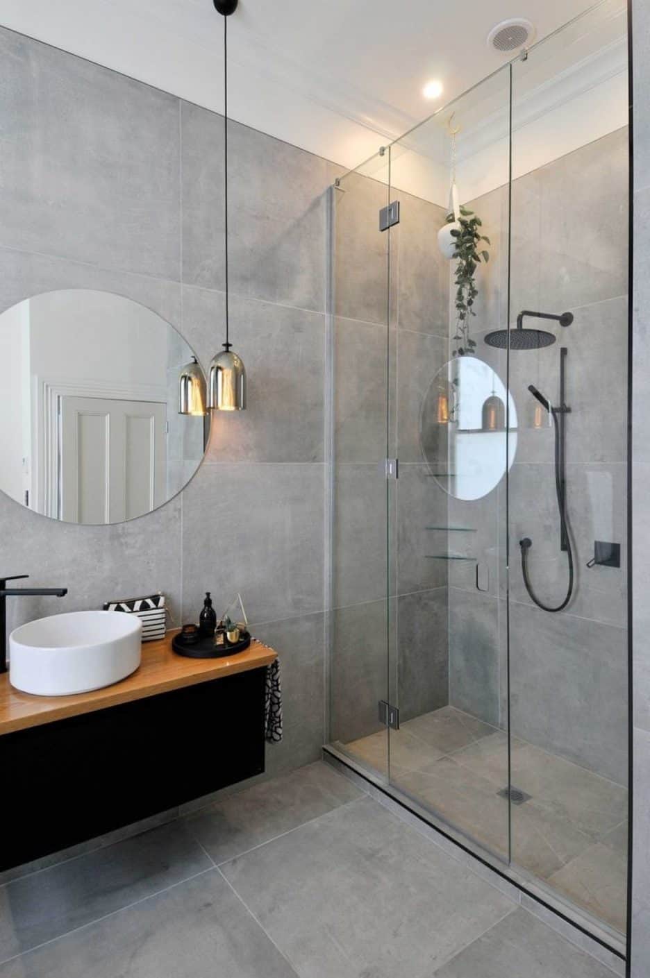 pastel grey and wood - Тенденции серых ванных комнат, которые обязательно должны быть