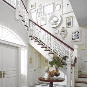 Innovative Staircase Decorating Ideas