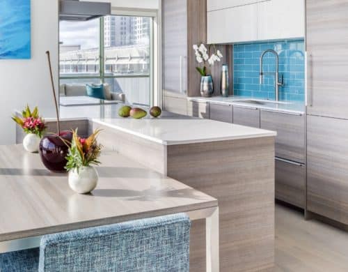 12 Amazing Kitchens With Glossy Tiles