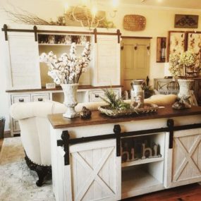 Irreplaceable Ways To Decorate With Barn Doors