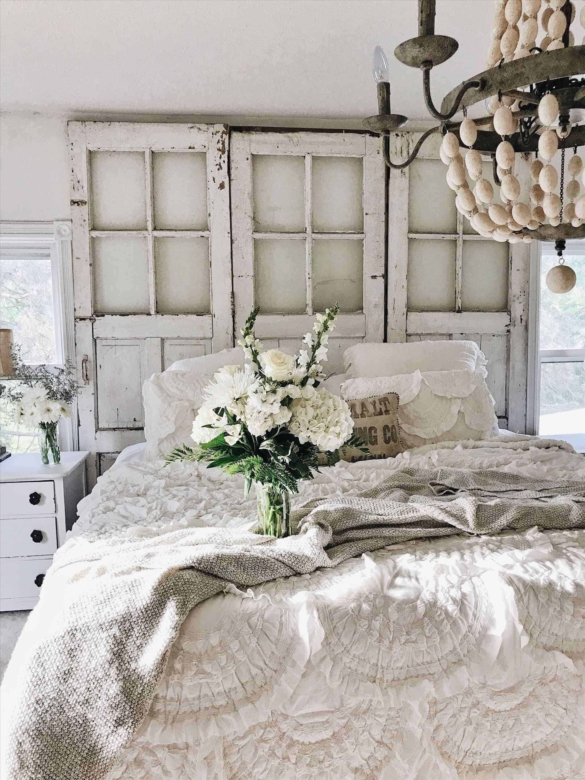 white with splash of color Beautiful Shabby Chic Bedroom Ideas To Take In Consideration