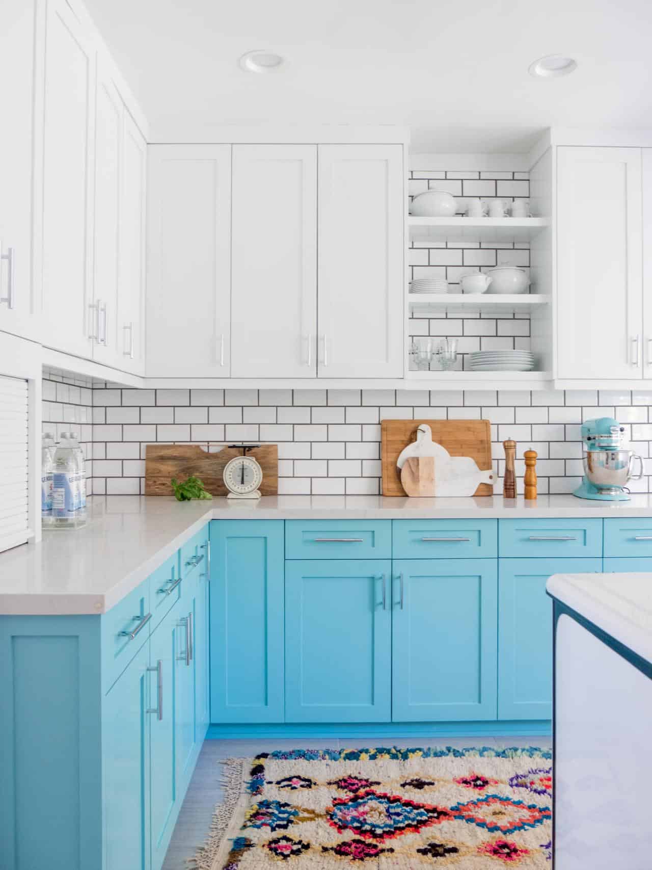 10 Blue Kitchen Cabinet Ideas to Upgrade Your Kitchen Today