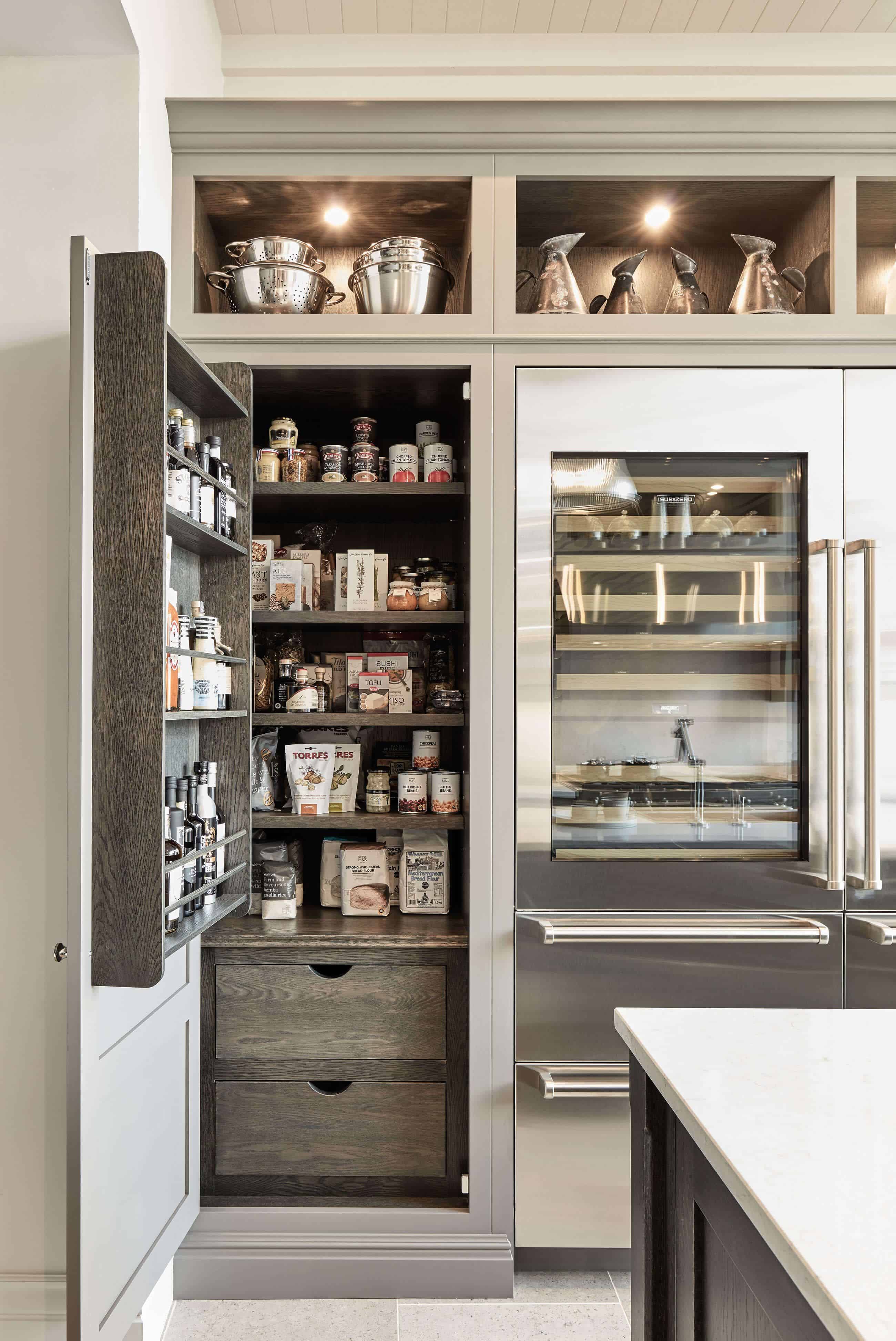 kitchen with pantry 2