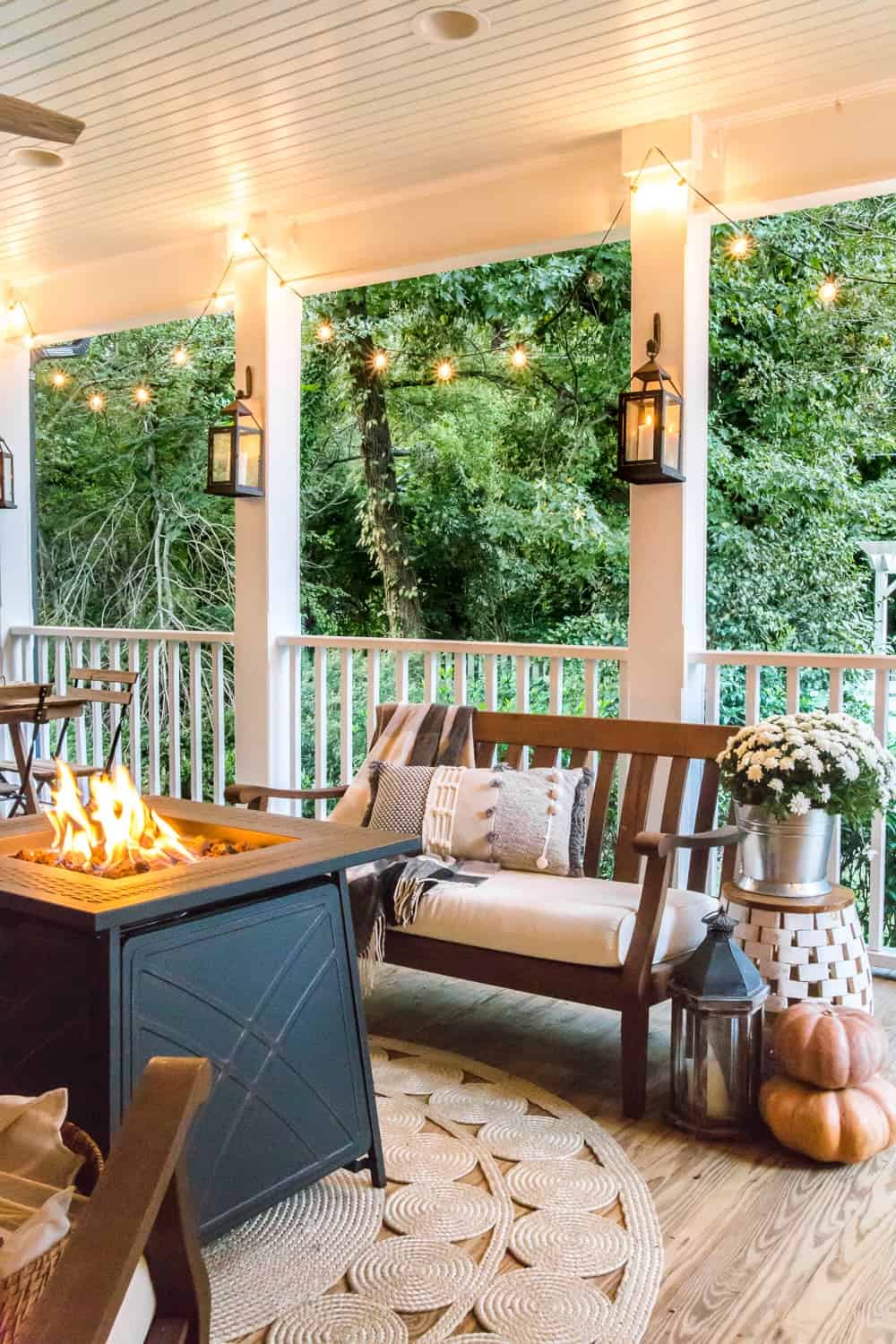 fall lighting Amazing Fall Decorating Trends For 2019