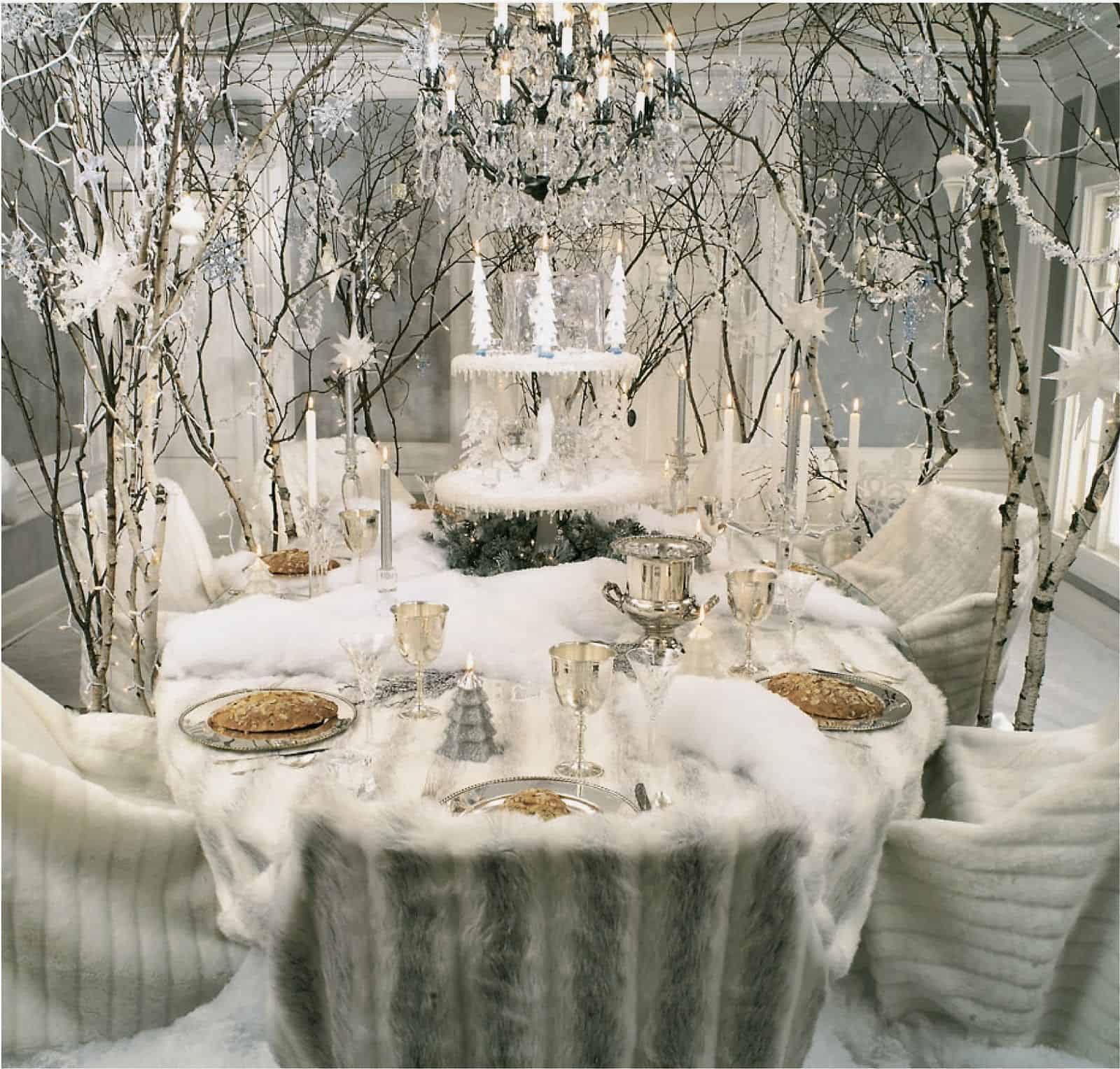 winter wonderland decor Christmas Table setting ideas to brighten your Holiday Parties