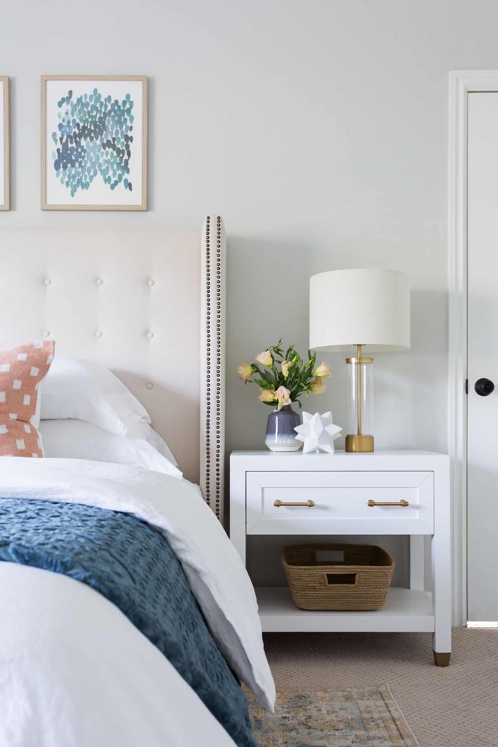 minimal and white Unique Nightstands that are all the Rage