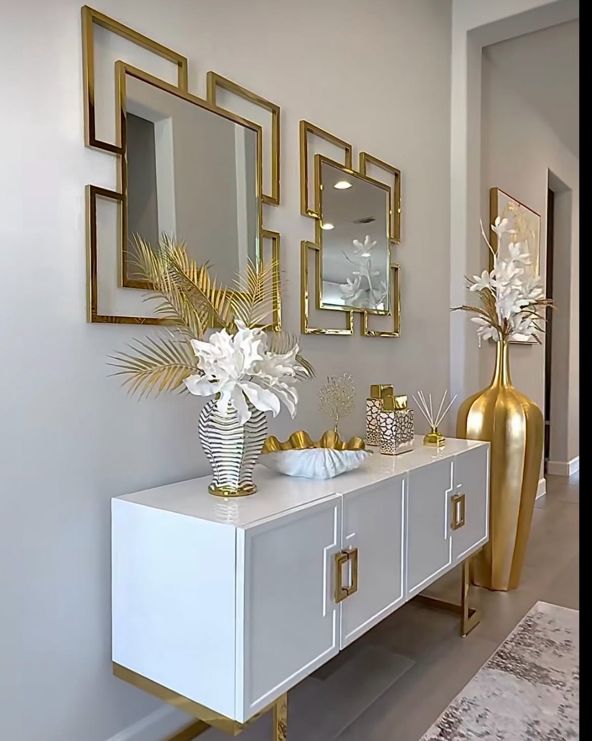 03-geometric-gold-mirror-pair-white-lacquer-console-gold-vase