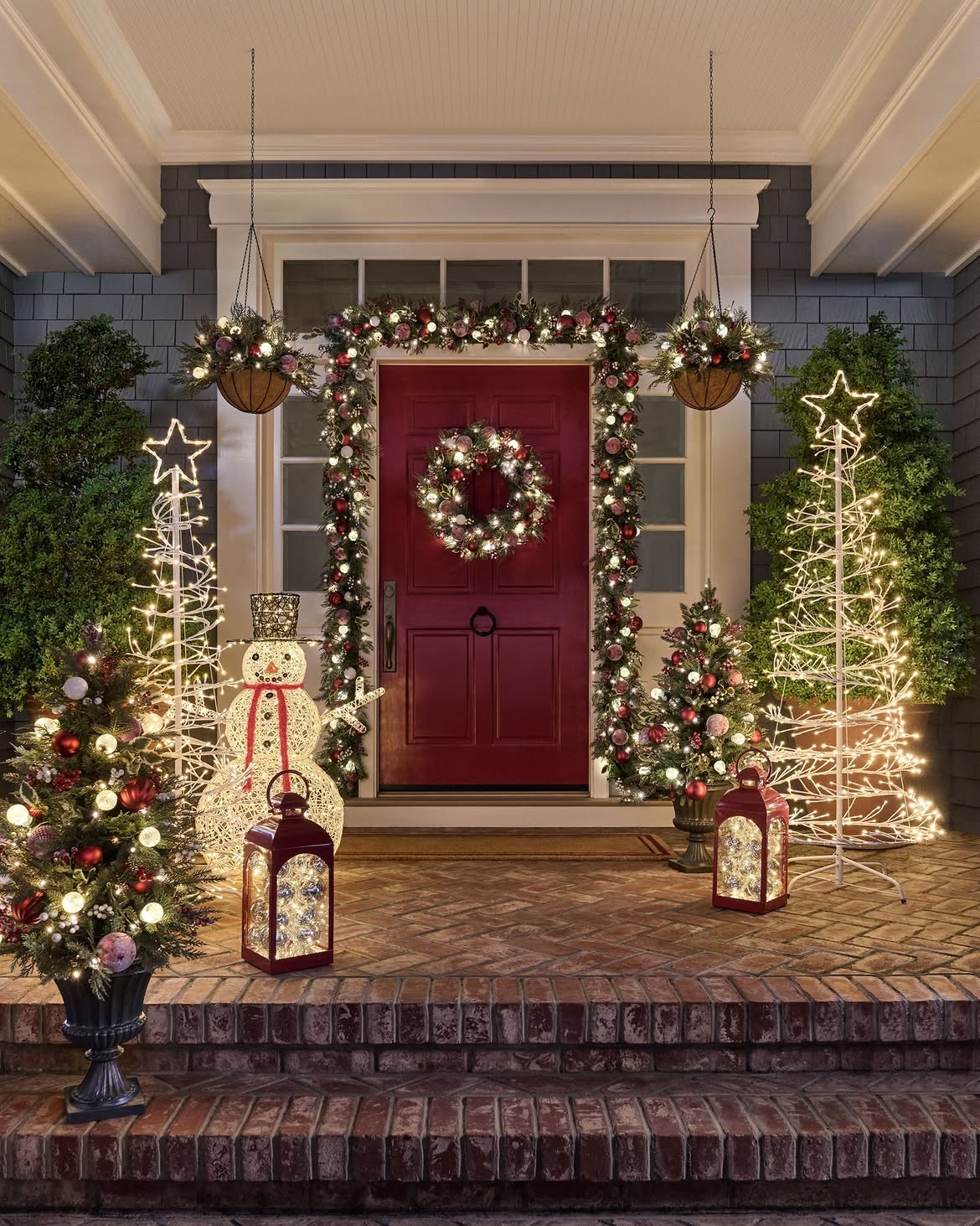 03-red-door-porch-with-symmetrical-trees