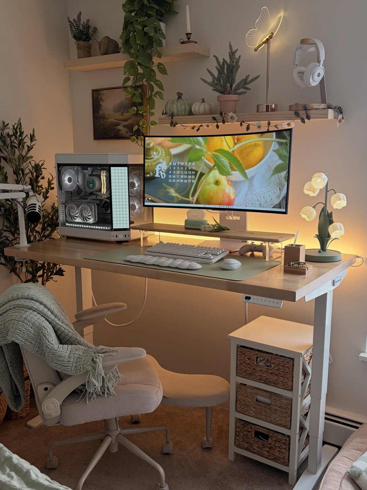 cozy-cottage-standing-desk-with-butterfly-lamp