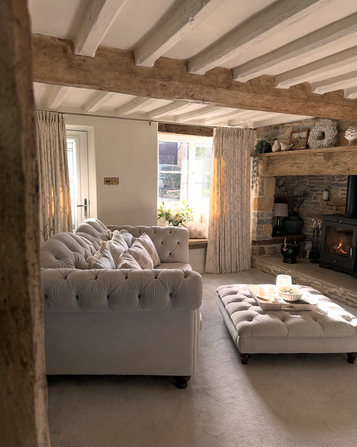 cream-velvet-chesterfield-cottage-snug-living-room