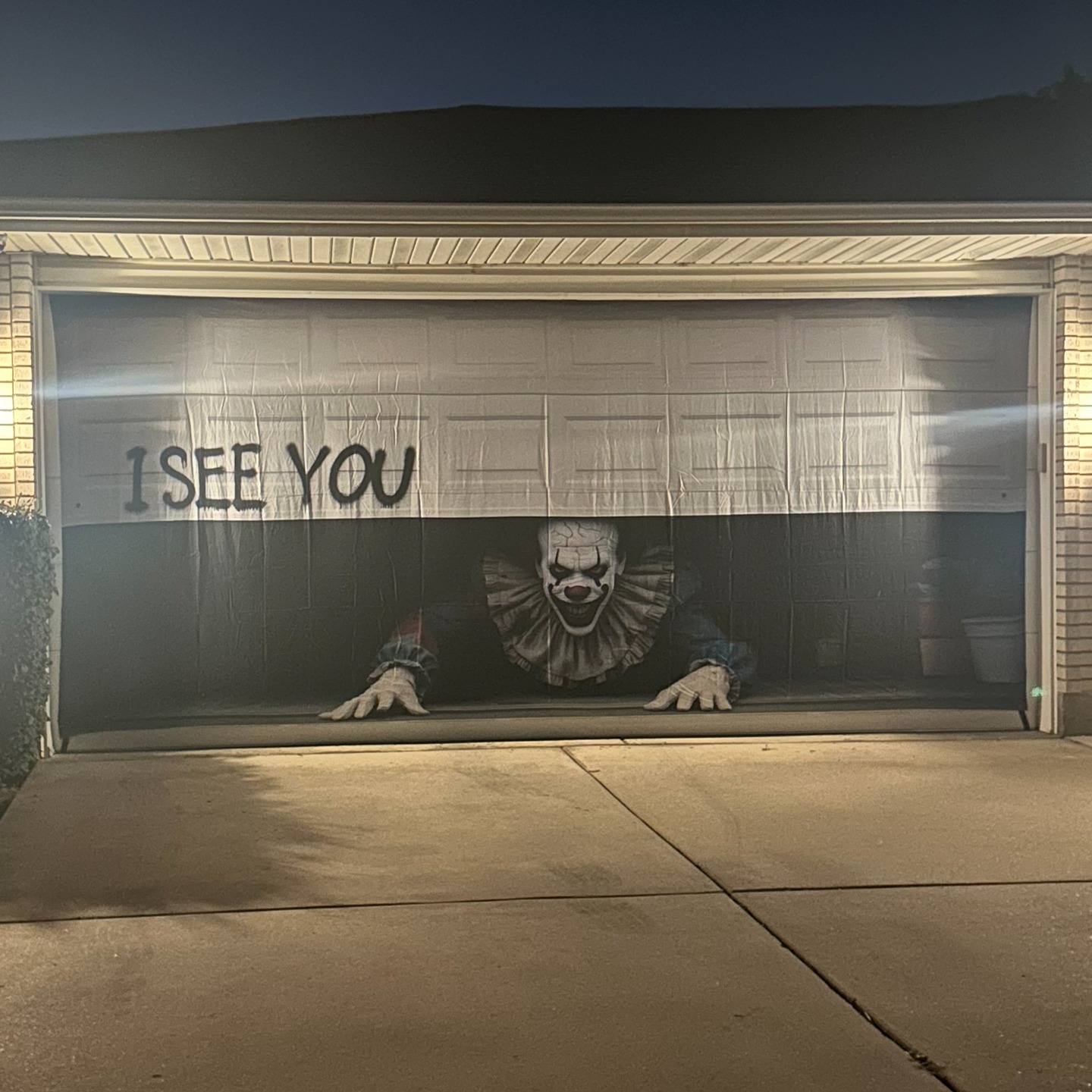 i-see-you-clown-halloween-garage-door-cover