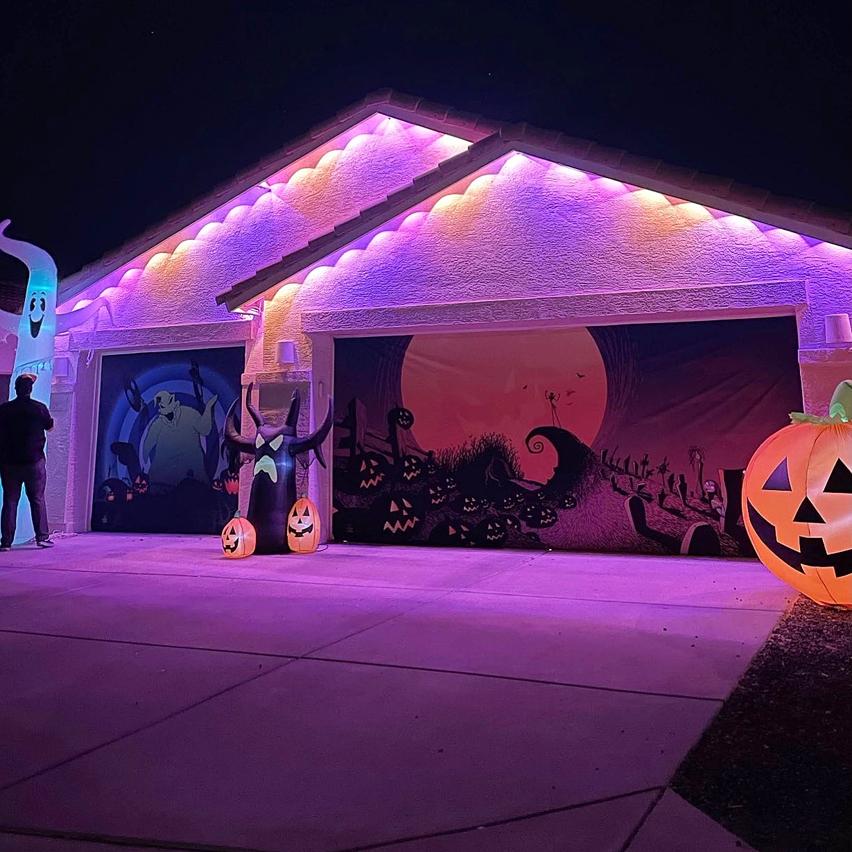 nightmare-before-christmas-halloween-garage-door-mural