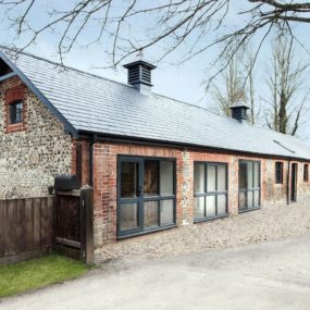 15 Barn Home Ideas for Restoration and New Construction