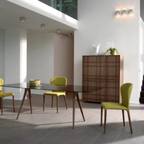 Elegant Wooden Furniture and Mirrors: Porada