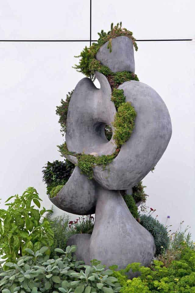 living sculptures from opiary rock your garden 8