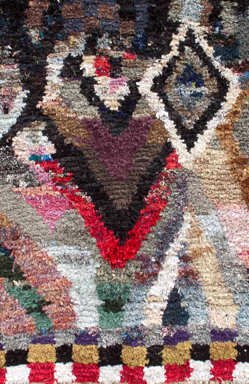 wow-a-carpet-made-from-pieces-of-your-life-your-memories-and-some-old-clothes-6a.jpg