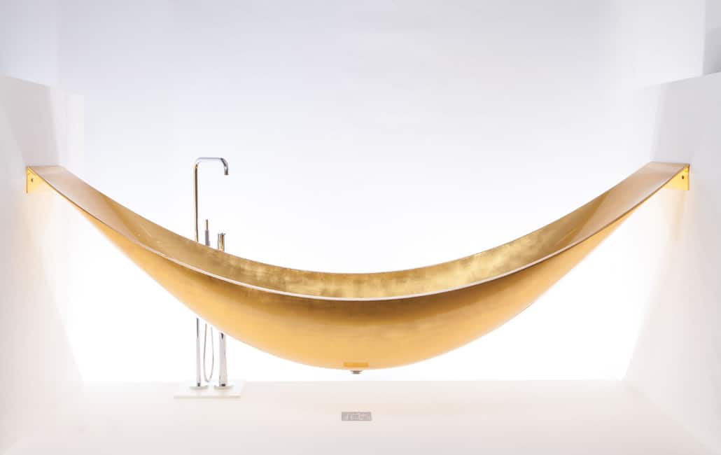 Suspended Hammock Bathtub by SplinterWorks – Gold Vessel