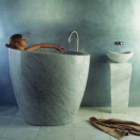 Soaking Tubs in Natural Stone by Stone Forest