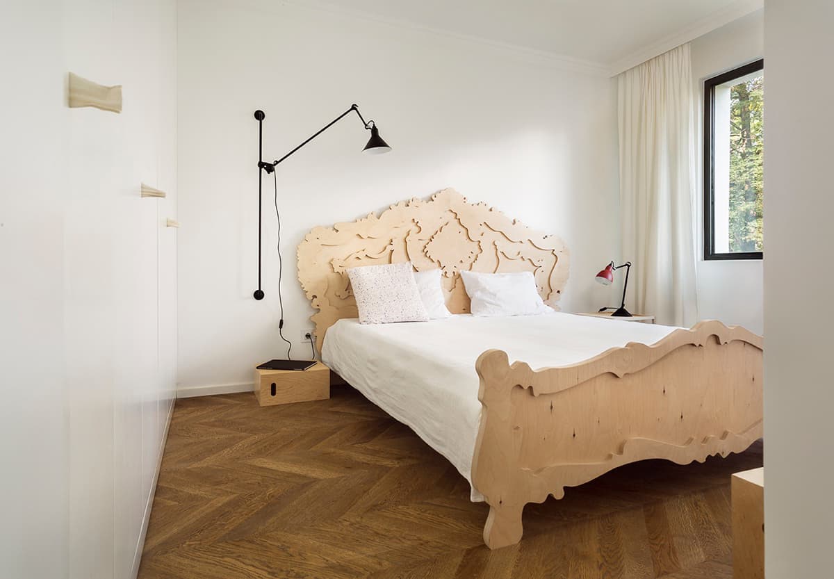 beautiful plywood bed