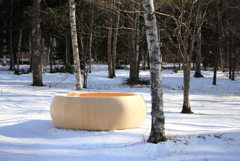 japanese-wood-bathtub-ofuro-cypress-2.jpg