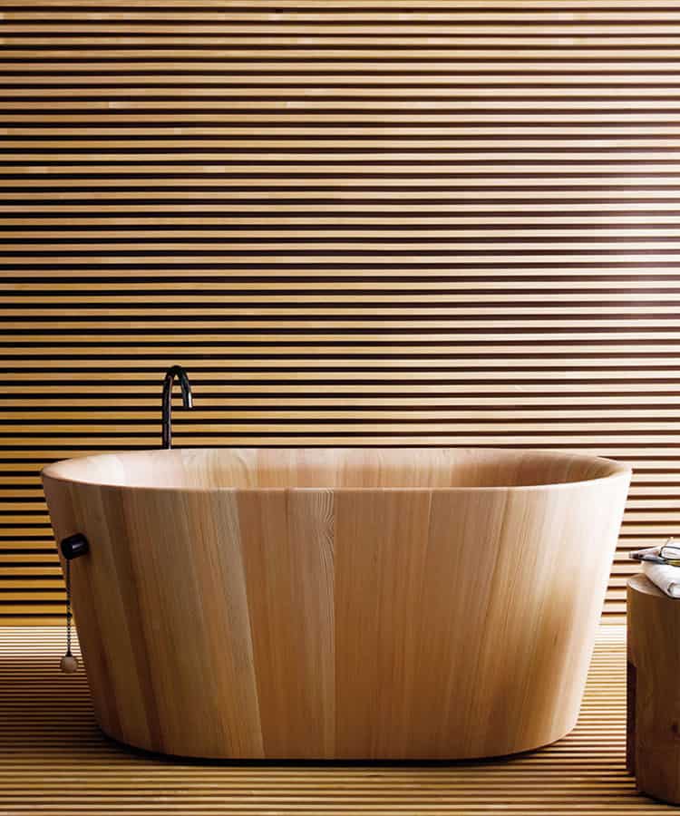 larch-wood-ofuro-bathtub-matteo-thun-rapsel.jpg