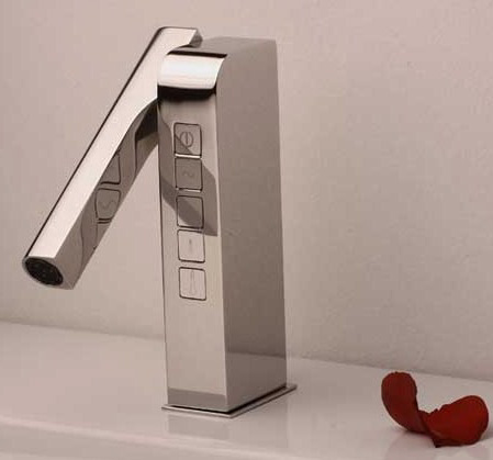 amazing futuristic faucet designs hego 1 Touch Faucets   Amazing Futuristic Faucet Designs by Hego WaterDesign