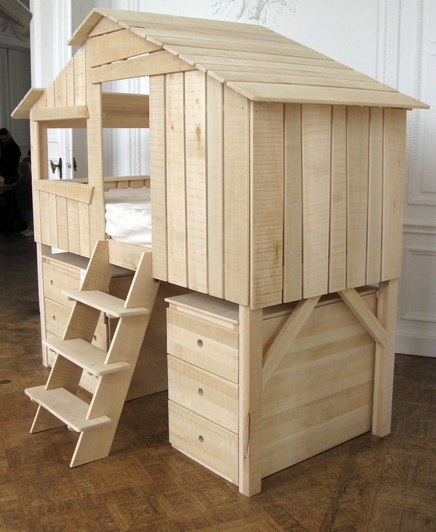 kids-playhouse-beds-from-mathy-by-bols-18.jpg