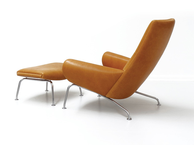 arm chair by hans wegner it for a queen 2 thumb 630x472 25341 Arm Chair by Hans Wegner: Fit for a Queen