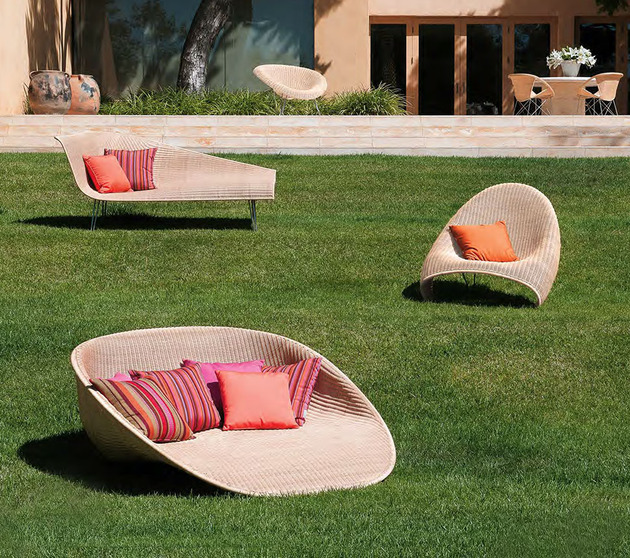 stunning-outdoor-furniture-collection-fibonacci-by-janus-et-cie-3.jpg