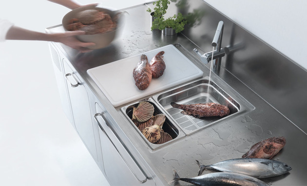 sleek-sumptuous-stainless-steel-kitchen-abimis-8.jpg