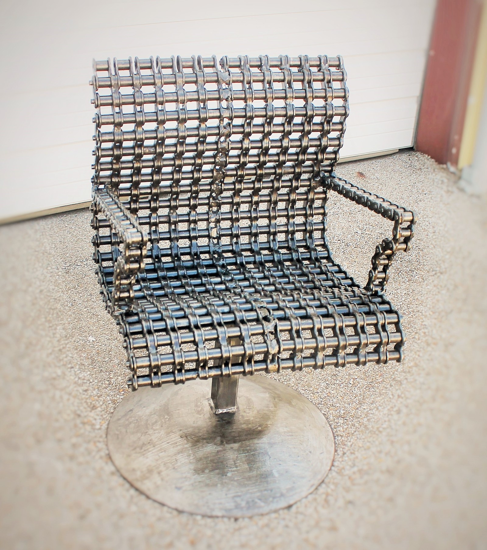recycled-furniture-salvage-upcycle-metal-chairs.jpg