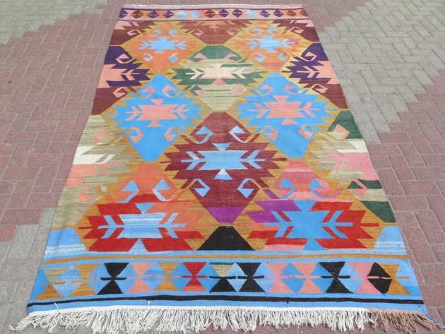 turkish-barak-kilim-area-rug-freedom-pattern.jpg