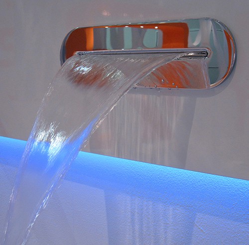 cascade shower head fluide st rubinetterie 1 Cascade Shower Head – new Fluide shower by ST Rubinetterie