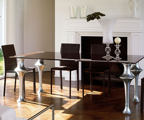 Glass Dining Table from Colico Design – the Artu is a Timeless, Exclusive table