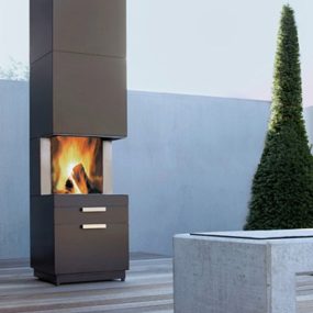 Garden Fireplace Design – new fireplace with storage Nero by Conmoto