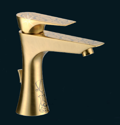 daniel decorative faucets 2 Decorative Faucets   Diva gold faucet designs by Daniel