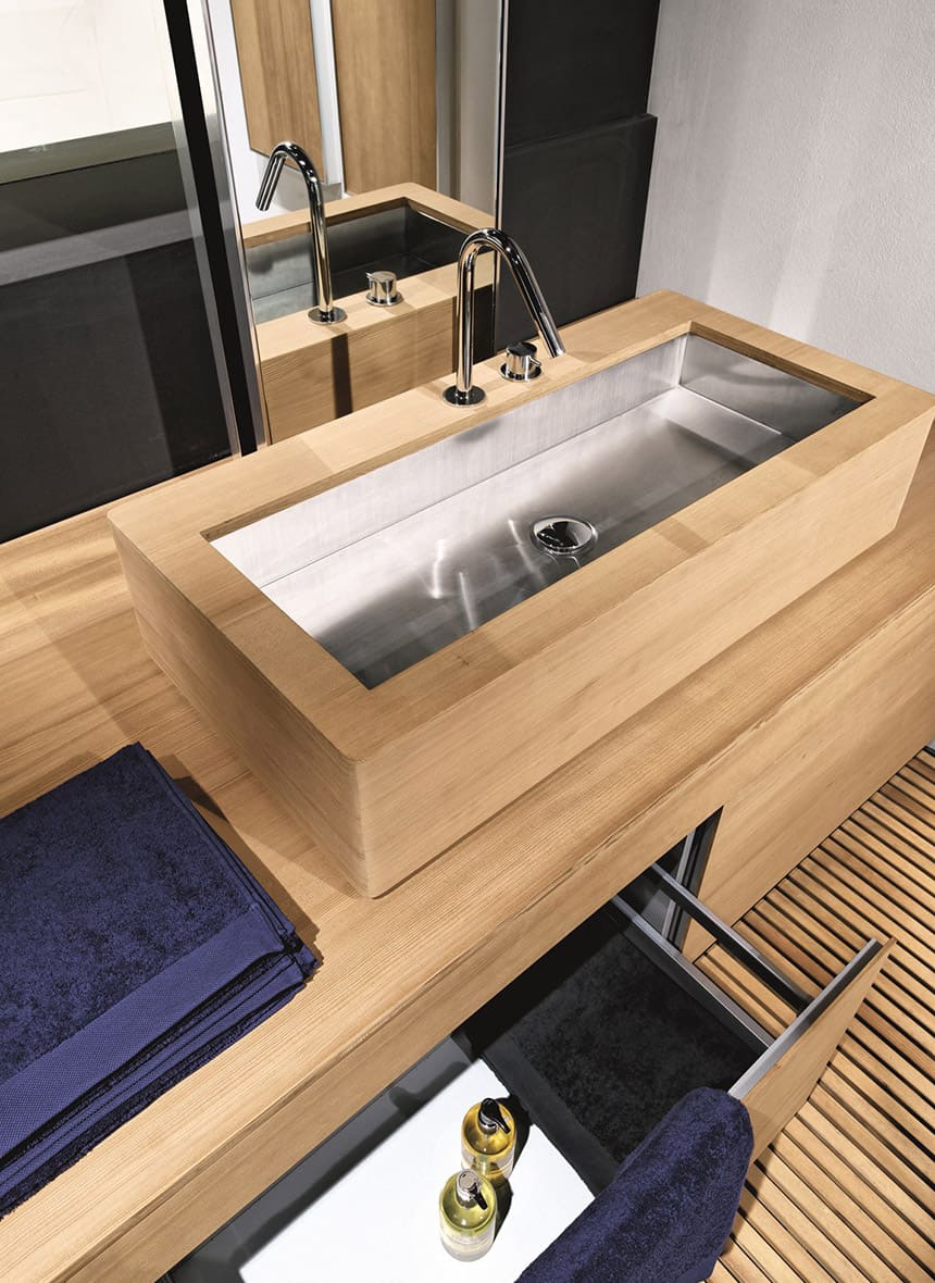 ergonomic-bathroom-system-from-makro-integrates-bathtub-shower-sink-mirror-and-cabinets-3.jpg
