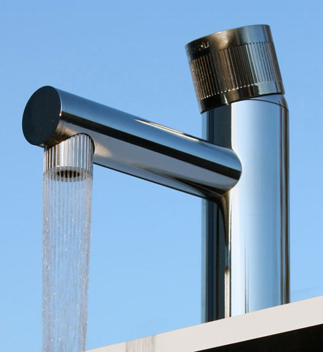 “Hole in the Water” faucet diffuses water flow, by Airo