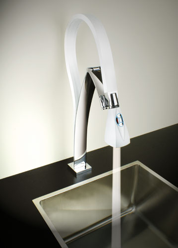 flexible-faucet-hybrid-paini-1.jpg