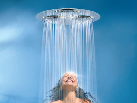 Charade round oversized shower head by Fornara & Maulini – the Supermirror shower head Orchidea Trio