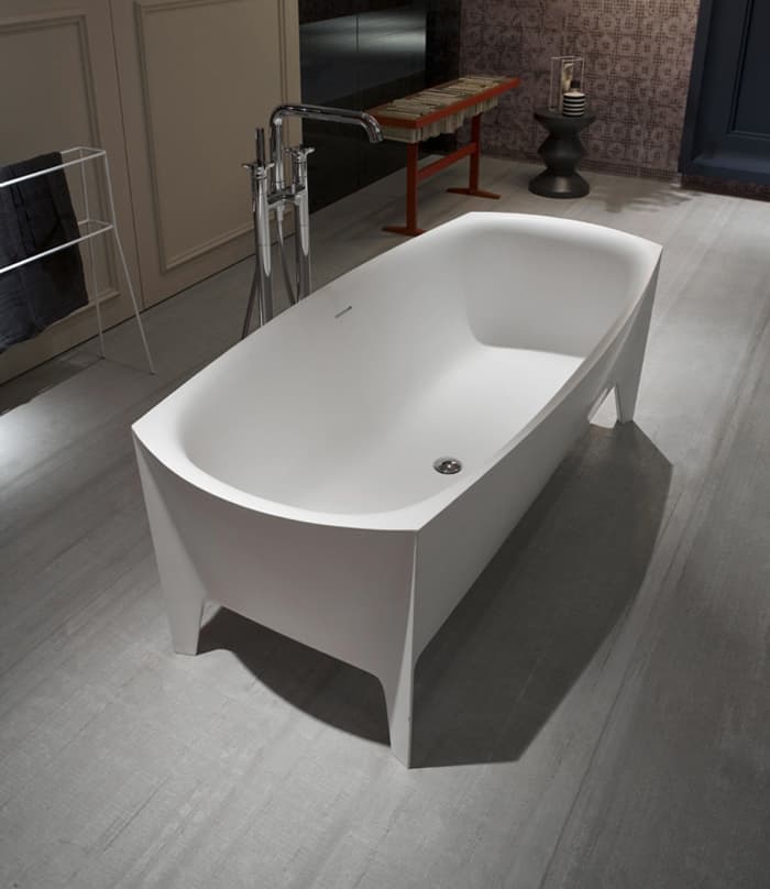 freestanding modern bathtub by mario ferrarini 5