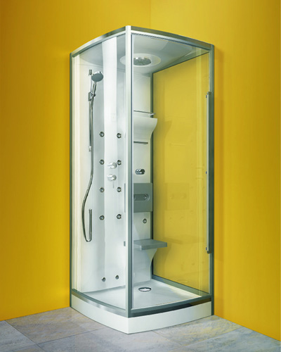 Compact Shower Cabin from Glass Idromassaggio is designed for maximum shower space – new Integra