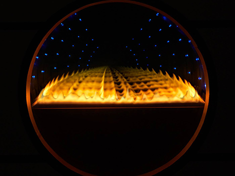 heatnglo fireplace solaris flame Futuristic Fireplace Solaris by Heat & Glo
