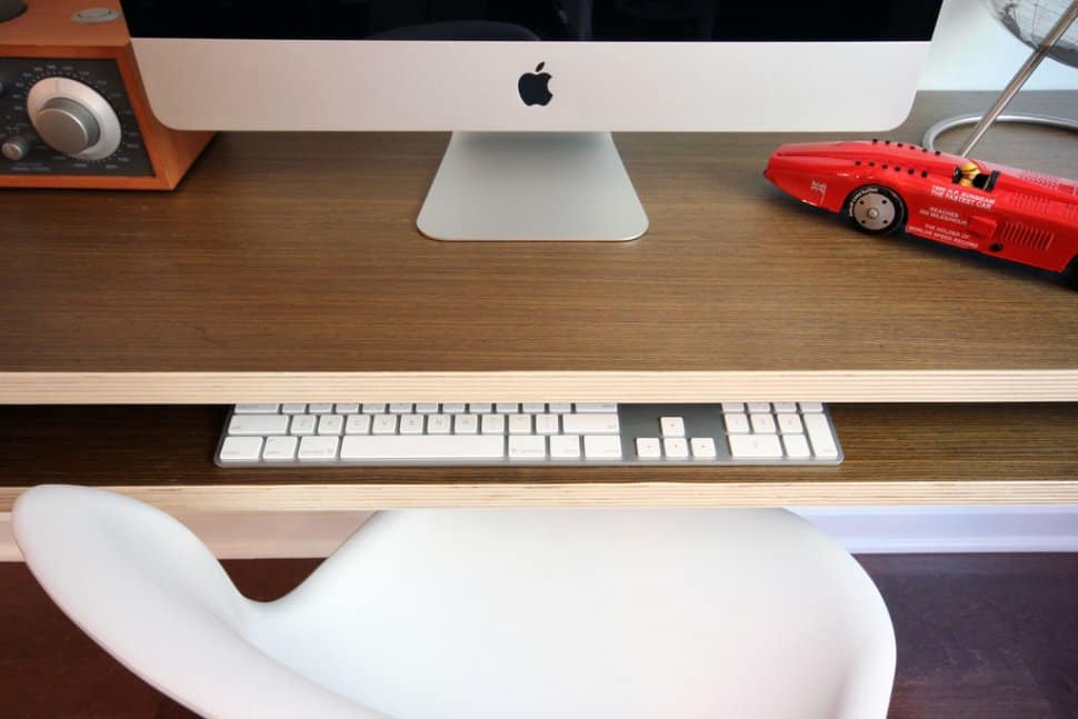 minimal float wall desk from orange 22 7
