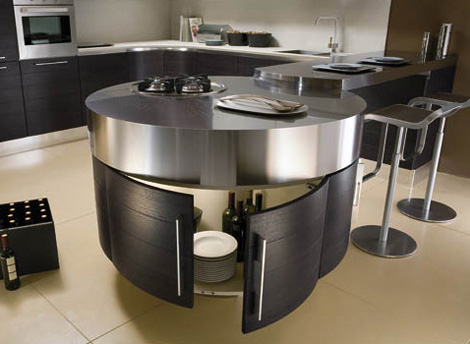 MT700G island in black with curved doors