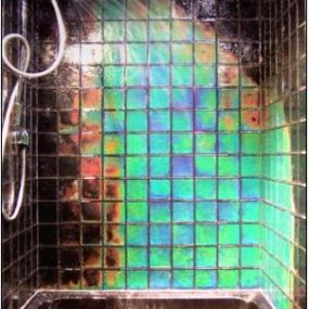 Moving Color glass tile