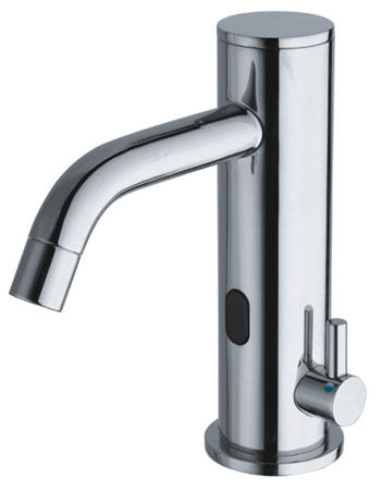 Electronic Bathroom Faucet from Silfra
