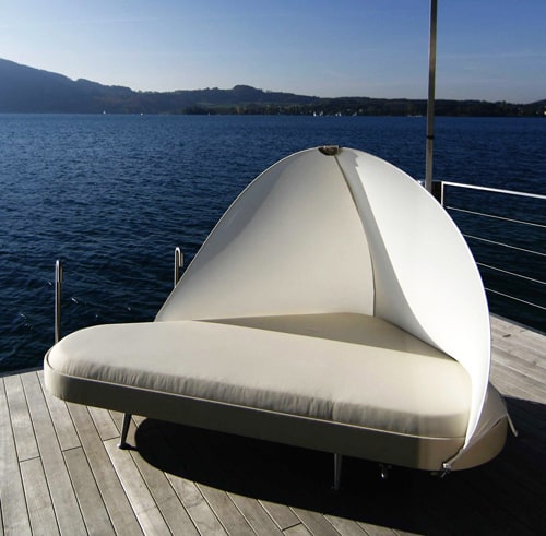 usona-home-outdoor-lounge-bed-1.jpg