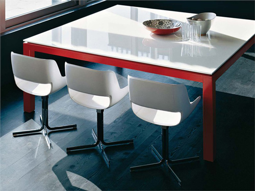 versatile-contemporary-chair-four-spoke-base-enrico-pellizzoni-4.jpg