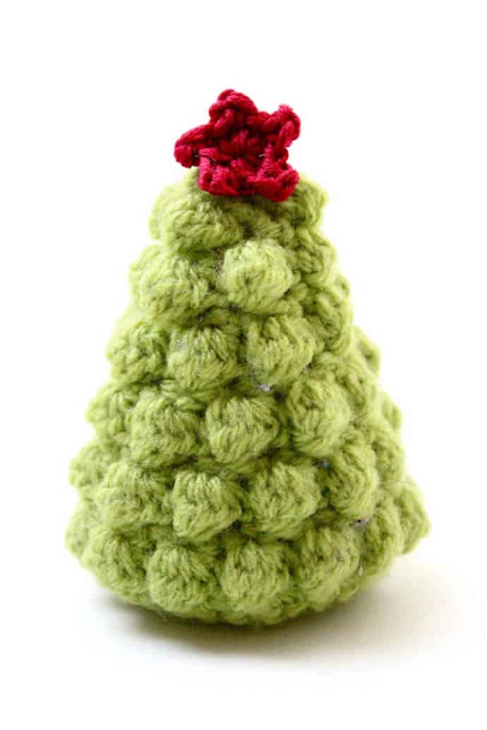 crocheted-christmas-tree-ornaments-11-tree.jpg